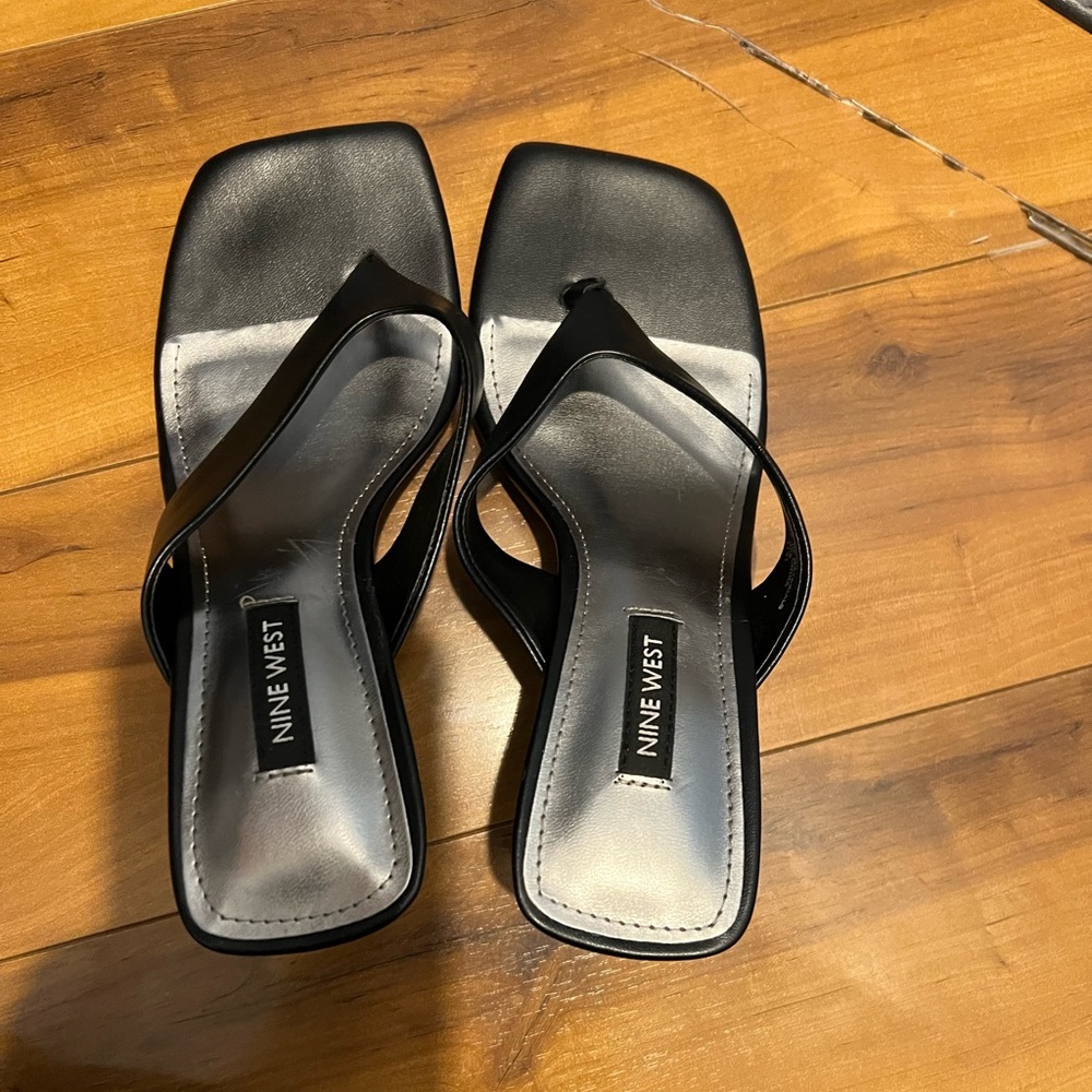 Women’s Nine West sandal